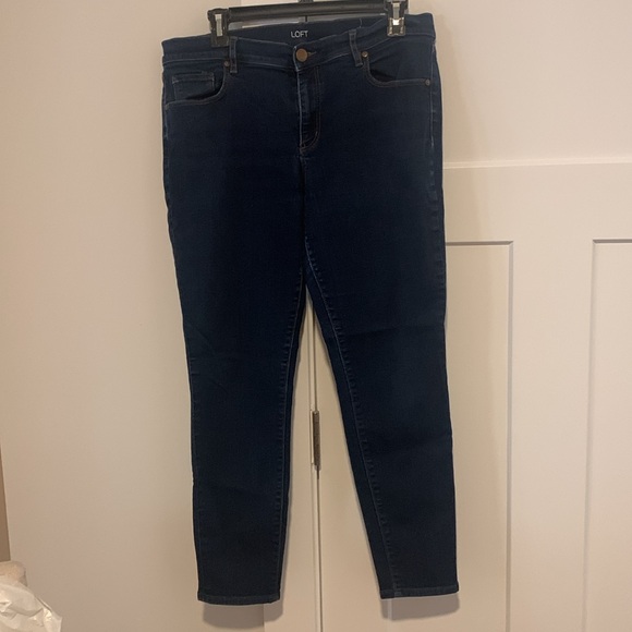 Loft modern skinny ankle jeans - Picture 2 of 4